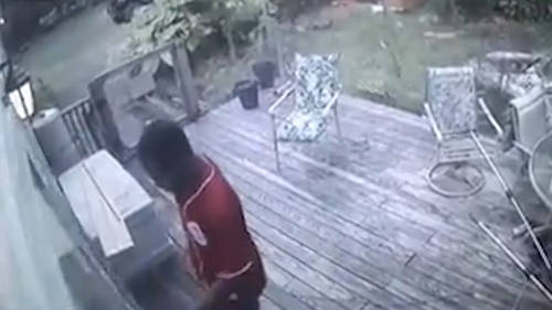 Intruder Who Invaded Home Surprised By Armed Homeowner - 1 Minute Video